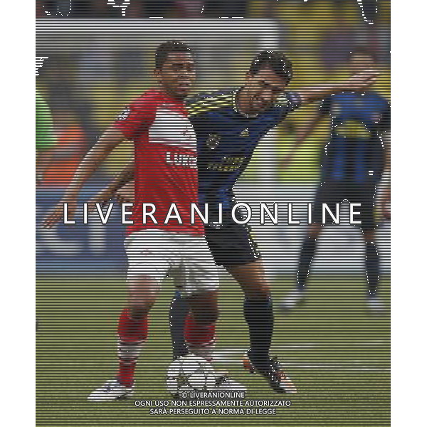 Champions League qualifying match between Spartak Moscow and Fenerbahce Istanbul at Luzhniki Stadium in Moscow, Russia on 2012/08/21 Pictured: Mehmet Topal (R) of Fenerbahce and Rafael de Souza Pereira Carioca (L) of Spartak Moscow. pilka nozna sezon 2012/2012 liga mistrzow spartak moskwa FOT.SESKIM PHOTO/NEWSPIX.PL TURKEY, GERMANY, AUSTRIA AND UK OUT !!! LIGA TURECKA --- Newspix.pl AG ALDO LIVERANI S A S ONLY ITALY *** Local Caption *** www.newspix.pl mail us: info@newspix.pl call us: 0048 022 23 22 222 --- Polish Picture Agency by Ringier Axel Springer Poland