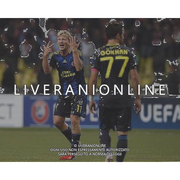 Champions League qualifying match between Spartak Moscow and Fenerbahce Istanbul at Luzhniki Stadium in Moscow, Russia on 2012/08/21 Match Scored: Spartak Moscow 2 - Fenerbahce 1 Pictured: Dirk Kuyt of Fenerbahce. pilka nozna sezon 2012/2012 liga mistrzow spartak moskwa FOT.SESKIM PHOTO/NEWSPIX.PL TURKEY, GERMANY, AUSTRIA AND UK OUT !!! --- Newspix.pl AG ALDO LIVERANI S A S ONLY ITALY *** Local Caption *** www.newspix.pl mail us: info@newspix.pl call us: 0048 022 23 22 222 --- Polish Picture Agency by Ringier Axel Springer Poland