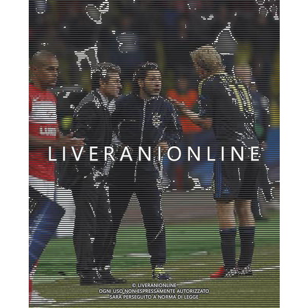 Champions League qualifying match between Spartak Moscow and Fenerbahce Istanbul at Luzhniki Stadium in Moscow, Russia on 2012/08/21 Match Scored: Spartak Moscow 2 - Fenerbahce 1 Pictured: Coach Aykut Kocaman and Dirk Kuyt of Fenerbahce. pilka nozna sezon 2012/2012 liga mistrzow spartak moskwa FOT.SESKIM PHOTO/NEWSPIX.PL TURKEY, GERMANY, AUSTRIA AND UK OUT !!! --- Newspix.pl AG ALDO LIVERANI S A S ONLY ITALY *** Local Caption *** www.newspix.pl mail us: info@newspix.pl call us: 0048 022 23 22 222 --- Polish Picture Agency by Ringier Axel Springer Poland