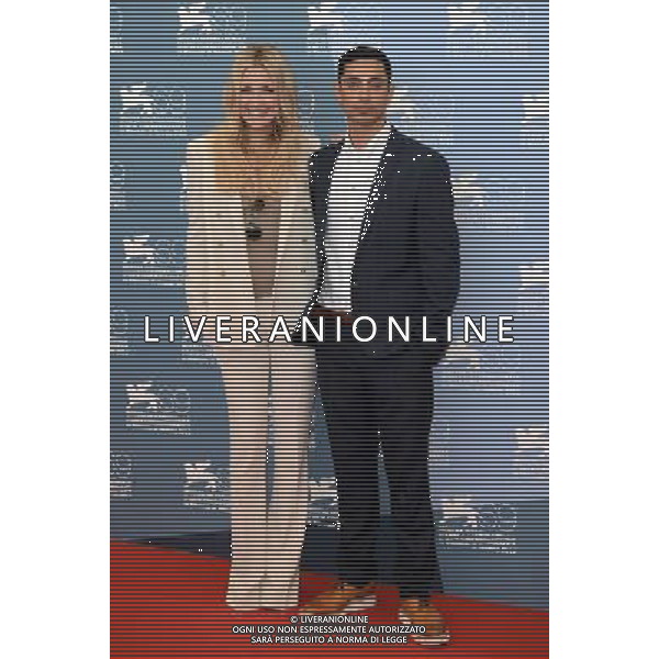 (120829) -- VENICE, Aug. 29, 2012 () -- Actress Kate Hudson(L) and actor Riz Ahmed pose for photos at the photocall of the opening film \'The Reluctant Fundamentalist\' ahead of the 69th Venice International Film Festival at Venice, Italy, Aug. 29, 2012. The 69th Venice International Film Festival will be inaugurated later Wednesday. (/Wang Qingqin) (rh) PHOTOSHOT/AG ALDO LIVERANI SAS - ITALY ONLY -