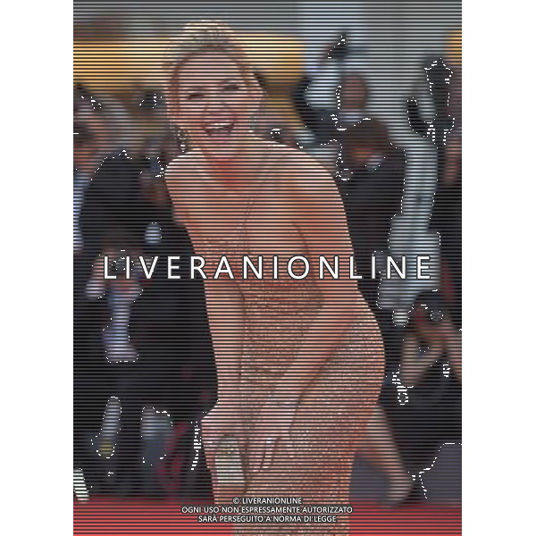 (120829) -- VENICE, Aug. 29, 2012 () -- US actress Kate Hudson poses on the red carpet of the Venice Film Festival in Venice, Italy, Aug. 29, 2012. The 69th Venice International Film Festival opened here late Wednesday. (/Wang Qingqin) PHOTOSHOT/AG ALDO LIVERANI SAS - ITALY ONLY -