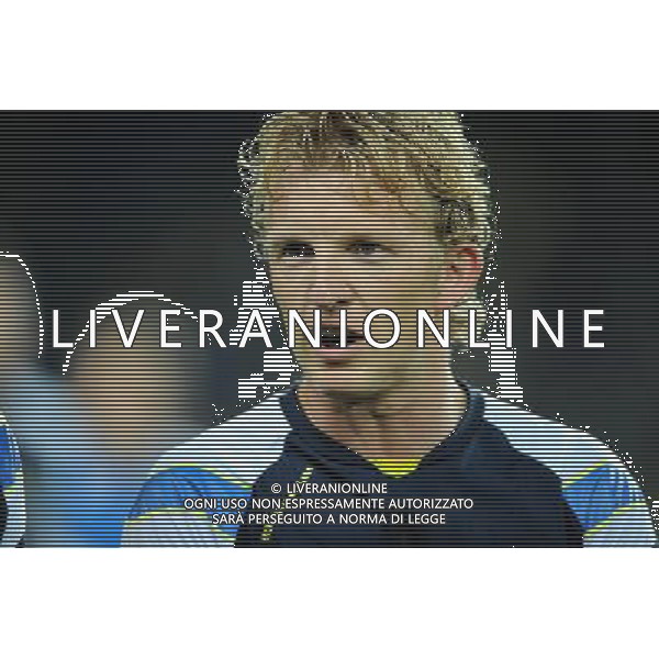 Champions League play off match between Fenerbahce and Spartak Moscow at Sukru Saracoglu Stadium in Istanbul, Turkey on 2012/08/29 Match Scored: Fenerbahce 1 - Spartak Moscow 1 Pictured: Dirk Kuyt of Fenerbahce. PHOTOSHOT/AG ALDO LIVERANI SAS - ITALY ONLY -