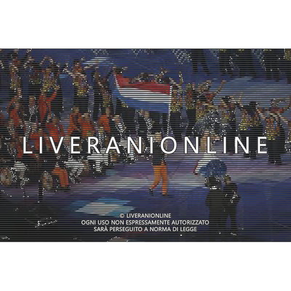 Performers in the Olympic Stadium during the opening ceremony of the London 2012 Paralympic Games, London, Britain, 29 August 2012. The London 2012 Paralympic Games run through the closing ceremony on 09 September. /photoshot/AG ALDO LIVERANI SAS ITALY ONLY -