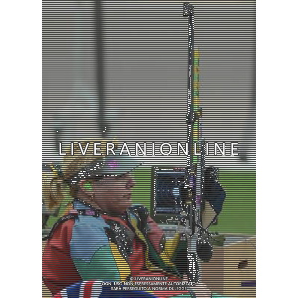 (120830) -- LONDON, Aug. 30, 2012 () -- Natalie Smith of Australia competes during the Women\'s R2-10m Air Rifle Standing-SH1 shooting event at London 2012 Paralympic Games in London, Britain, on Aug. 30, 2012. Smith took the bronze medal with 492.4 rings. (/Li Jundong) (zc) /photoshot/AG ALDO LIVERANI SAS ITALY ONLY -