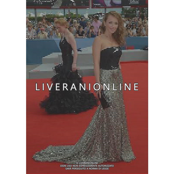 (120831) -- VENICE, Aug. 31, 2012 () -- Actresses Albina Dzhanabaeva (R) and Franziska Petri pose on the red carpet for the premiere of the film \'Izmena (Betrayal)\' at the 69th Venice International Film Festival in Venice, Italy, Aug. 30, 2012. (/Wang Qingqin) (lr) photoshot/AG ALDO LIVERANI SAS - ITALY ONLY -
