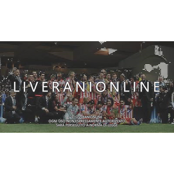 UEFA Supercup 2012 Montecarlo - 31.08.2012 Chelsea-Atletico Madrid Nella Foto:l\'atletico di madrid posa con la coppa /Ph.Vitez-Ag. Aldo Liverani