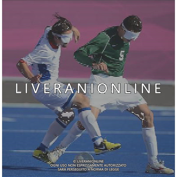 (120831) -- LONDON, Aug. 31, 2012 () -- Villeroux Frederic (L) of France vies the ball with Lopes dos Reis Cassio of Brazil in the 5-a-side Football match between France and Brazil, at London 2012 Paralympic Games, in London, Britain, on Aug. 31, 2012. The match tied 0-0. (/Li Jundong) (cc) AG ALDO LIVERANI S A S ONLY ITALY