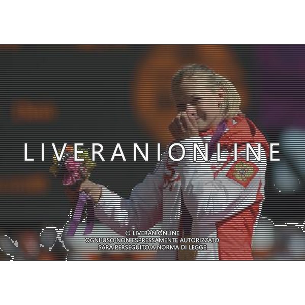 (120831) -- LONDON, Aug. 31, 2012 () -- Margarita Goncharova of Russia poses after winning the Women\'s Long Jump - F37/38 final, at London 2012 Paralympic Games, in London, Britain, on Aug. 31, 2012. (/Yanglei) (cc) AG ALDO LIVERANI S A S ONLY ITALY
