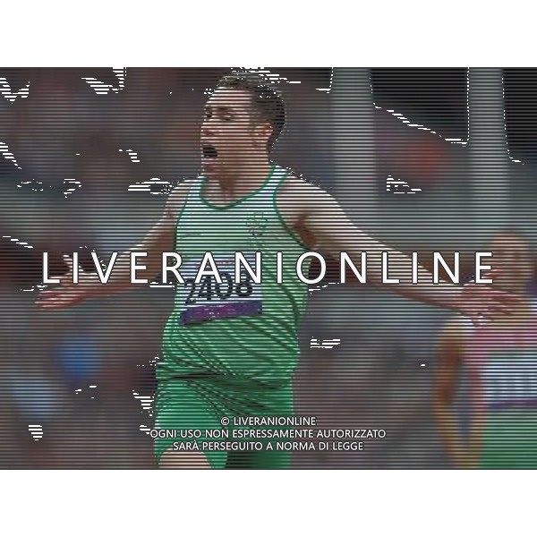 (120902) -- LONDON, Sept. 2, 2012 () -- Jason Smyth of Ireland reacts after the Men\'s 100m - T13 final at London 2012 Paralympic Games in London, Britain, on Sept. 1, 2012. Smyth won the gold medal and set a new world record of 10.46 seconds.(/Lin Yiguang) (cc) AG ALDO LIVERANI S A S ONLY ITALY