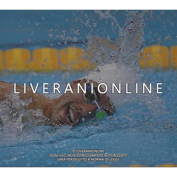 (120902) -- LONDON, Sept. 2, 2012 () -- Dias Daniel of Brazil competes in the Men\'s 200m Freestyle - S5 final at London 2012 Paralympic Games, in London, Britain, on Sept. 1, 2012. Daniel won the gold medal with a time of 2 minutes 27.83 seconds. (/Yang Shiyao) (cc) AG ALDO LIVERANI S A S ONLY ITALY
