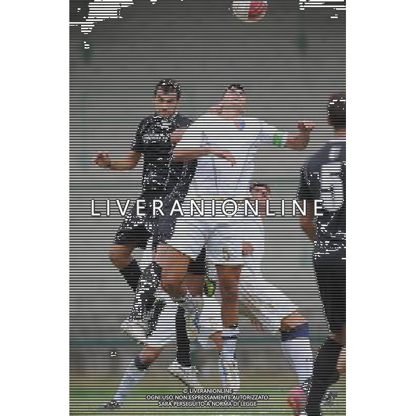 Campionato Lega PRO 2Á Divisione Girone A - 1Á Giornata Casale Monferrato (AL) 2-09-2012 Casale - Milazzo nella foto: Alessio Curcio (Casale) a SX e Felice Pepe (Milazzo) foto Roberto Garavaglia - ag. Aldo Liverani sas