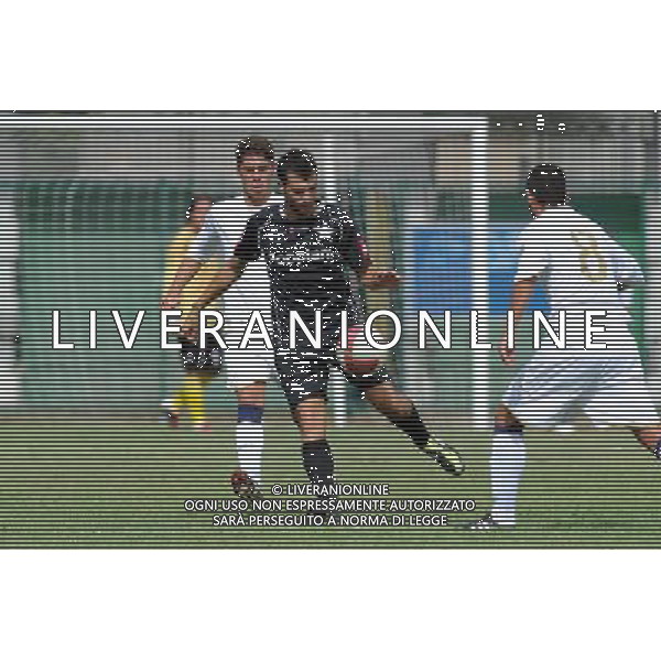 Campionato Lega PRO 2Á Divisione Girone A - 1Á Giornata Casale Monferrato (AL) 2-09-2012 Casale - Milazzo nella foto: Alessio Curcio (Casale) e dietro Marco Cuomo (Milazzo) foto Roberto Garavaglia - ag. Aldo Liverani sas