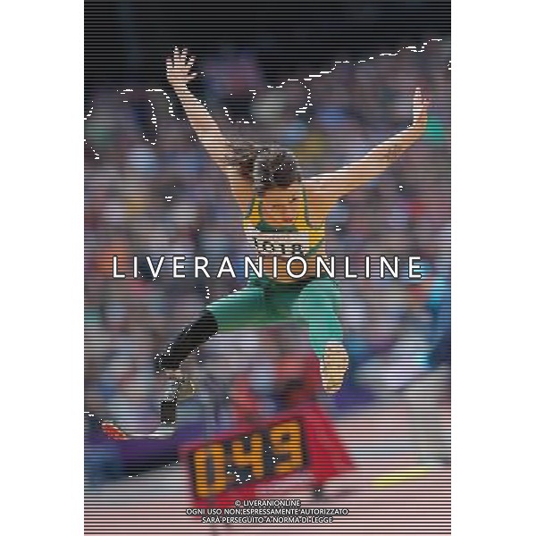 (120902) -- LONDON, Sept. 2, 2012 () -- Kelly Cartwright of Australia competes during the women\'s Long Jump F42/44 final of athletics competition at the London 2012 Paralympic Games in London, Britain, Sept. 2, 2012. Kelly Cartwright won the gold. (/Yin Gang) (lm) PHOTOSHOT/AG ALDO LIVERANI SAS - ITALY ONLY -