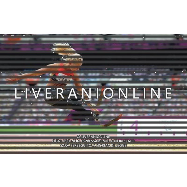 (120902) -- LONDON, Sept. 2, 2012 () -- Vanessa Low of Germany competes during the women\'s Long Jump F42/44 final of athletics competition at the London 2012 Paralympic Games in London, Britain, Sept. 2, 2012. (/Yang Lei) (lm) PHOTOSHOT/AG ALDO LIVERANI SAS - ITALY ONLY -
