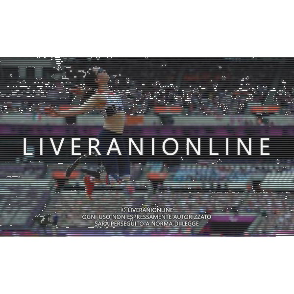 (120902) -- LONDON, Sept. 2, 2012 () -- Stef Reid of Great Britain competes during the women\'s Long Jump F42/44 final of athletics competition at the London 2012 Paralympic Games in London, Britain, Sept. 2, 2012. Stef Reid took the silver. (/Yang Lei) (lm) PHOTOSHOT/AG ALDO LIVERANI SAS - ITALY ONLY -