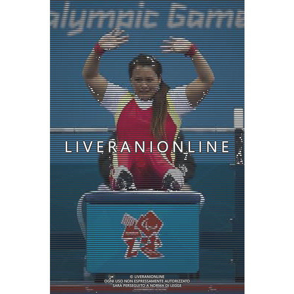 (120902) -- LONDON, Sept. 2, 2012 () -- Cui Jianjin of China competes in the women\'s 56kg final of powerlifting competition at the London 2012 Paralympic Games in London, Britain, Sept. 2, 2012. Cui Jianjin took the 4th place with 110kg. (/Lui Siu Wai) (lm) PHOTOSHOT/AG ALDO LIVERANI SAS - ITALY ONLY -