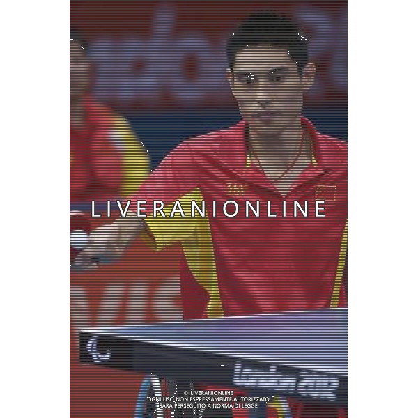 (120902) -- LONDON, Sept. 2, 2012 () -- Feng Panfeng of China returns the ball during the Men\'s Singles - Class 3 of the Table Tennis event against Zlatko Kesler of Serbia at the London 2012 Paralympic Games in London, Britain, on Sept. 2, 2012. Feng Panfeng won 3-0 to claim the title. (/Bai Xuefei)(hcs) PHOTOSHOT/AG ALDO LIVERANI SAS - ITALY ONLY -