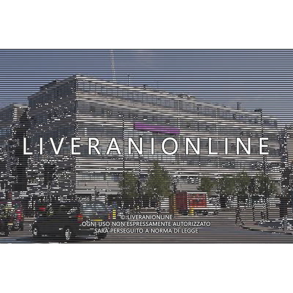 London Metropolitan University students fear deportation. Whitechapel High St, Aldgate, London ©PHOTOSHOT/AGENZIA ALDO LIVERANI SAS - ITALY ONLY - VEDUTE DELLA CITTA\' DI LONDRA - INGHILTERRA