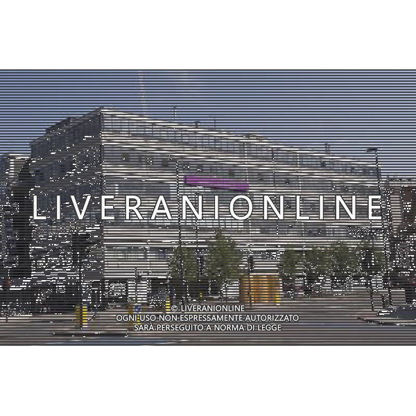 London Metropolitan University students fear deportation. Whitechapel High St, Aldgate, London ©PHOTOSHOT/AGENZIA ALDO LIVERANI SAS - ITALY ONLY - VEDUTE DELLA CITTA\' DI LONDRA - INGHILTERRA