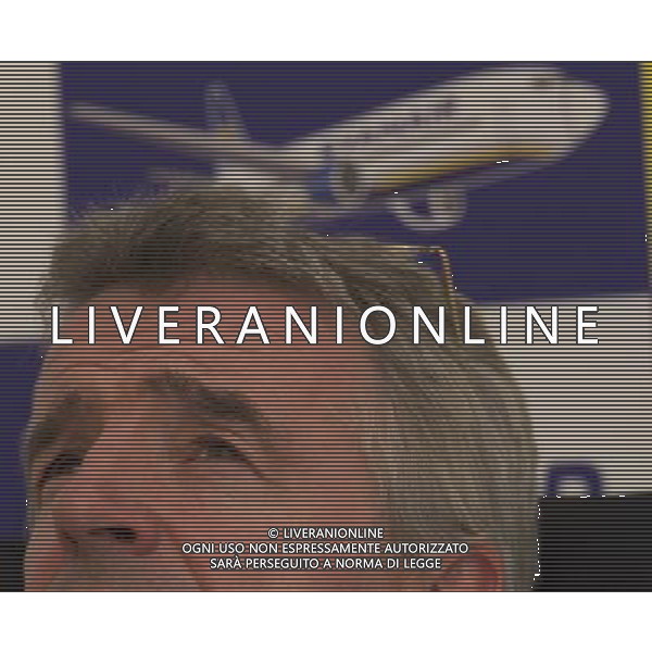 Michael O\'Leary Chief Executive of budget airline Ryanair announces its new booking App available only on iPhone/iPad, with a Android version to follow shortly. London ©photoshot/AGENZIA ALDO LIVERANI SAS - ITALY ONLY - Michael O\'Leary amministratore delegato della compagnia aerea Ryanair annuncia la nuova applicazione di prenotazione disponibile solo su iPhone / iPad, con una versione androide che seguira\' a breve