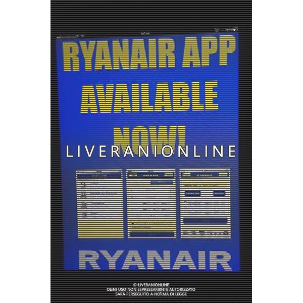 Michael O\'Leary Chief Executive of budget airline Ryanair announces its new booking App available only on iPhone/iPad, with a Android version to follow shortly. London ©photoshot/AGENZIA ALDO LIVERANI SAS - ITALY ONLY - Michael O\'Leary amministratore delegato della compagnia aerea Ryanair annuncia la nuova applicazione di prenotazione disponibile solo su iPhone / iPad, con una versione androide che seguira\' a breve
