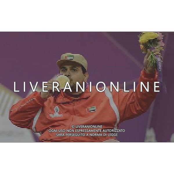 (120904) -- LONDON, Sept. 4, 2012 () -- Abudulla Sultan Alaryani of the United Arab Emirates poses during the awarding ceremony of the Mixed R6-50m Rifle Prone-SH1 shooting competition at the London 2012 Paralympic Games in London, Britain, on Sept. 4, 2012. Alaryani took the gold medal with 694.8 rings. (/Wang Haofei) photoshot/AG ALDO LIVERANI SAS - ITALY ONLY - *** Local Caption *** ..
