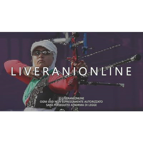 (120904) -- LONDON, Sept. 4, 2012 () -- Zahra Memati of Iran competes during the awarding ceremony of the Women\'s Individual Recurve - W1/W2 archery competition against Elisabetta Mijno of Italy at the London 2012 Paralympic Games in London, Britain, on Sept. 4, 2012. Memati won 7-3 to take the gold medal. (/Wang Lili) photoshot/AG ALDO LIVERANI SAS - ITALY ONLY - *** Local Caption *** ..