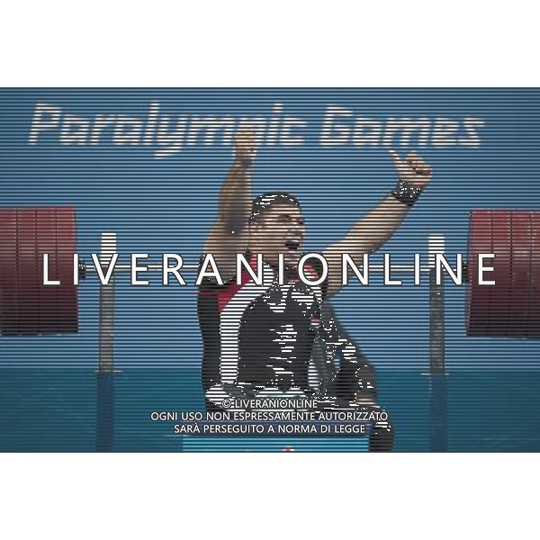 (120905) -- LONDON , Sept. 4, 2012 () -- Hany Abdelhady of Egypt celebrates for victory after the men\'s 90kg of powerlifting competition at the London 2012 Paralympic Games in London, Britain, on Sept. 4, 2012. Hany Abdelhady won the gold with 241kg. (/Lui Siu Wai) (lm) photoshot/AG ALDO LIVERANI SAS - ITALY ONLY - *** Local Caption *** ..