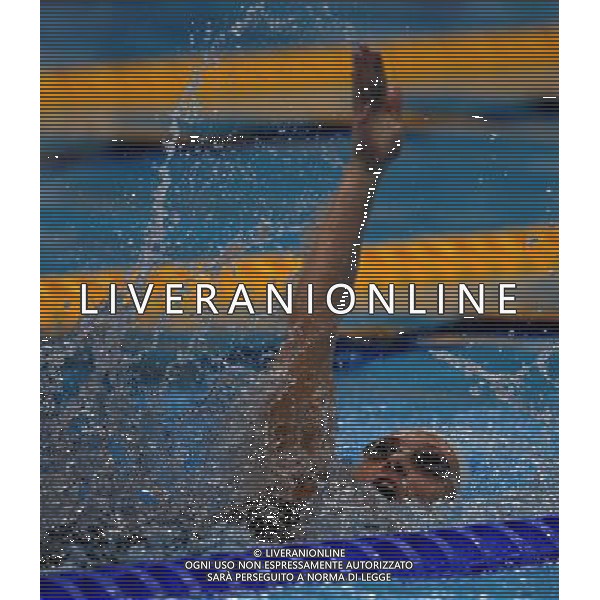 (120905) -- LONDON , Sept. 4, 2012 () -- Summer Ashley Mortimer of Canada competes during the women\'s 100m backstroke S10 final of swimming competition at the London 2012 Paralympic Games in London, Britain, on Sept. 4, 2012. Summer Ashley Mortimer won the gold and created the new world record with 1 minute and 05.90 seconds.(/Yang Shiyao) (lm) photoshot/AG ALDO LIVERANI SAS - ITALY ONLY - *** Local Caption *** ..