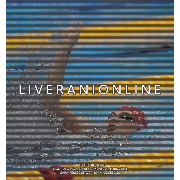 (120905) -- LONDON , Sept. 4, 2012 () -- Heather Frederiksen of Britain competes during the women\'s 100m backstroke S8 final of swimming competition at the London 2012 Paralympic Games in London, Britain, on Sept. 4, 2012. Heather Frederiksen won the gold with 1 minute and 17.00 seconds. (/Yang Shiyao) (lm) photoshot/AG ALDO LIVERANI SAS - ITALY ONLY - *** Local Caption *** ..