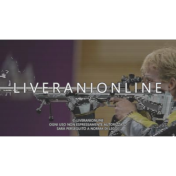(120905) -- LONDON, Sept. 5, 2012 () -- Jakobsson Jonas of Sweden competes during the men\'s R7-50m Rifle 3 Positions-SH1 final of the shooting event at the London 2012 Paralympic Games in London, Britain, on Sept. 5, 2012. Jonas claimed the title of the event with 1255.9 rings. (/Wang Haofei) (zc) PHOTOSHOT-AG ALDO LIVERANI SAS - ITALY ONLY