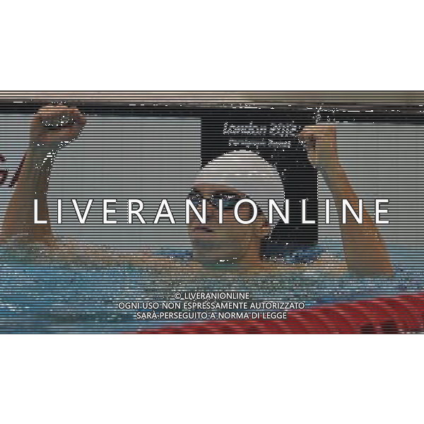 (120905) -- LONDON , Sept. 5, 2012 () -- Aleksandr Nevolin-Svetov of Russia celebrates for victory after winning the men\'s 100m backstroke S12 final of swimming competition at the London 2012 Paralympic Games in London, Britain, on Sept. 5, 2012. Aleksandr Nevolin-Svetov won the gold and created the new world record with 59.35 seconds. (/Yang Shiyao) (lm) PHOTOSHOT-AG ALDO LIVERANI SAS - ITALY ONLY