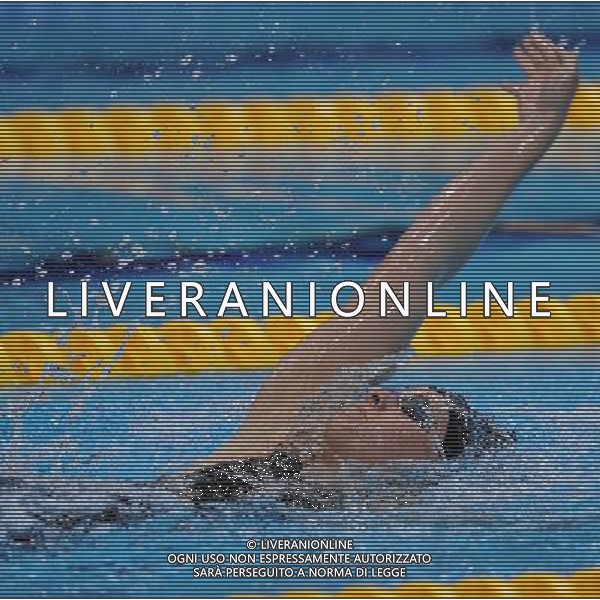 (120905) -- LONDON , Sept. 5, 2012 () -- Jessica Long of the United States competes during the women\'s 200m individual medley SM8 final of swimming competition at the London 2012 Paralympic Games in London, Britain, on Sept. 5, 2012. Jessica Long won the gold with 2 minutes and 37.09 seconds. (/Yang Shiyao) (lm) PHOTOSHOT-AG ALDO LIVERANI SAS - ITALY ONLY