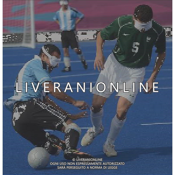 (120907) -- LONDON, Sept. 7, 2012 () -- Cassio Lopes dos Reis (R) of Brazil vies with Silvio Velo of Argentina during the men\'s football 5-a-side semifinal at the London 2012 Paralympic Games in London, Britain, on Sept. 6, 2012. (/Li Xiaoguo) PHOTOSHOT/AG ALDO LIVERANI SAS - ITALY ONLY -