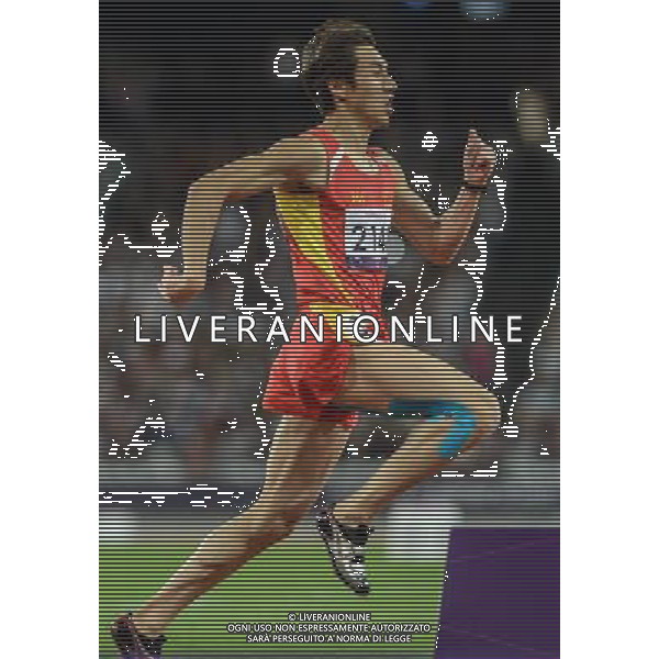 (120909) -- LONDON, Sept. 9, 2012 () -- Li Yansong of China competes during the men\'s 200m T12 final of athletics competition at the London 2012 Paralympic Games in London, Britain, on Sept. 8, 2012. Li took the bronze medal with 22.04 seconds. (/Wang Haofei) (lm) PHOTOSHOT/AG ALDO LIVERANI SAS - ITALY ONLY -