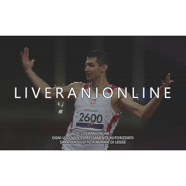(120909) -- LONDON, Sept. 9, 2012 () -- Mateusz Michalski of Poland celebrates for victory after winning the men\'s 200m T12 final of athletics competition at the London 2012 Paralympic Games in London, Britain, on Sept. 8, 2012. Mateusz Michalski won the gold medal and created the new world record with 21.56 seconds.(/Wang Lili) (lm) PHOTOSHOT/AG ALDO LIVERANI SAS - ITALY ONLY -