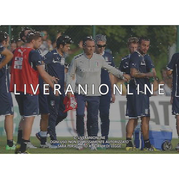 MEDOLLA (MO) 09/09/2012 - LA NAZIONALE DI CALCIO SI ALLENA A MEDOLLA UNO DEI COMUNI COLPITI DAL TERREMOTO A MAGGIO / NELLA FOTO: PRANDELLI- FOTO FRANCESCA SOLI / AGENZIA ALDO LIVERANI