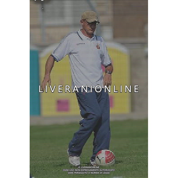 Campionato Lega PRO 1¡ Divisione girone A - 2¡ Giornata Cuneo 9-09-2012 Cuneo - Lecce nella foto: Ezio Rossi allenatore del Cuneo foto Roberto Garavaglia - ag. Aldo Liverani sas