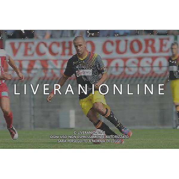 Campionato Lega PRO 1¡ Divisione girone A - 2¡ Giornata Cuneo 9-09-2012 Cuneo - Lecce nella foto: Guillermo Giacomazzi (Lecce) foto Roberto Garavaglia - ag. Aldo Liverani sas