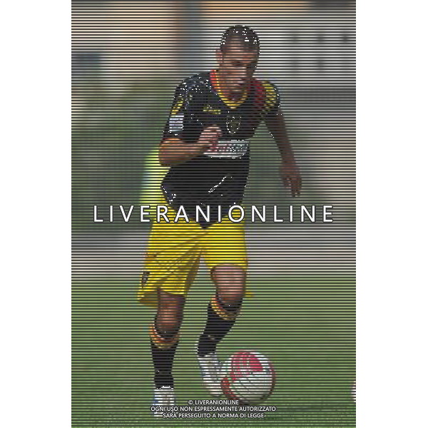 Campionato Lega PRO 1¡ Divisione girone A - 2¡ Giornata Cuneo 9-09-2012 Cuneo - Lecce nella foto: Ronaldo Vanin (Lecce) foto Roberto Garavaglia - ag. Aldo Liverani sas