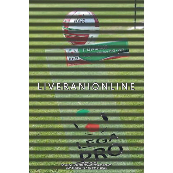 Campionato Lega PRO 1¡ Divisione girone A - 2¡ Giornata Cuneo 9-09-2012 Cuneo - Lecce nella foto: il pallone per le gare della Lega PRO foto Roberto Garavaglia - ag. Aldo Liverani sas