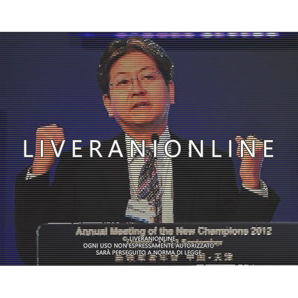 (120911) -- TIANJIN, Sept. 11, 2012 () -- Oki Matsumoto, chairman and chief executive officer of the Monex Group of Japan, addresses the forum debate on Demystifying Asia\'s Entrepreneurs during the Annual Meeting of the New Champions 2012 in Tianjin, north China, Sept. 11, 2012. The Annual Meeting of the New Champions 2012 opened here on Tuesday with the theme of \'Creating the Future Economy\'. (/Zhang Chaoqun) (ry) ©photoshot/AG ALDO LIVERANI SAS ITALY ONLY
