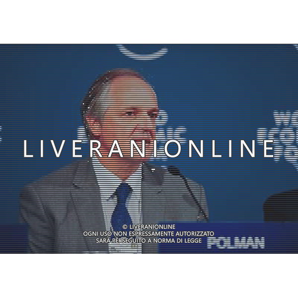 (120911) -- TIANJIN, Sept. 11, 2012 () -- Paul Polman, chief executive officer of Unilever, addresses a press conference of the World Economic Forum Annual Meeting of the New Champions 2012 in Tianjin, north China, Sept. 11, 2012. The Annual Meeting of the New Champions 2012 opened here on Tuesday with the theme of \'Creating the Future Economy\'. (/Zhang Chaoqun) (cl) ©photoshot/AG ALDO LIVERANI SAS ITALY ONLY