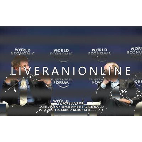 (120911) -- TIANJIN, Sept. 11, 2012 () -- Seth F. Berkley (L), CEO of the GAVI Alliance, speaks at an interactive session titled \'The 7 Billion Challenge: What innovations are needed to meet the basic needs of a growing population\' during the World Economic Forum Annual Meeting of the New Champions 2012 in Tianjin, north China, Sept. 11, 2012. The Annual Meeting of the New Champions 2012 opened here on Tuesday with the theme of \'Creating the Future Economy\'.(/Yue Yuewei) (zhs) ©photoshot/AG ALDO LIVERANI SAS ITALY ONLY