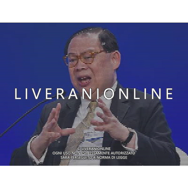 (120912) -- TIANJIN, Sept. 12, 2012 () -- Victor L. L, Chu, chairman and chief executive officer of First Eastern Investment Group of Hong Kong, south China, addresses an interactive session titled \'Financing the Future Economy\' during the World Economic Forum Annual Meeting of the New Champions 2012 in Tianjin, north China, Sept. 12, 2012. (/Yue Yuewei) (cl) ©photoshot/AGENZIA ALDO LIVERANI SAS - ITALY ONLY - Riunione del World Economic Forum annuale dei Nuovi Campioni 2012 a Tianjin, nel nord della Cina, 12 settembre, 2012. 