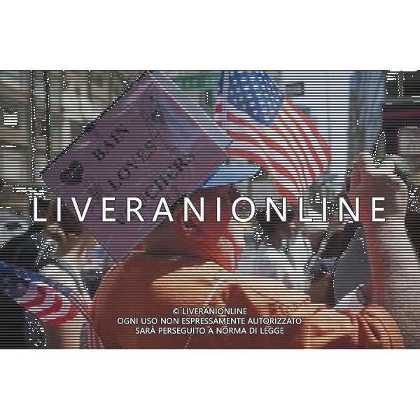 Activists, including some employees of companies owned by Bain Capital LLC, protest Republican Presidential Candidate Mitt Romney, in front of Bain\'s headquarters in New York on Thursday, August 30, 2012 prior to the Republicans nominating Romney at their convention. Romney served as CEO of Bain Capital LLC from 1984 to 1999. (å Richard B. Levine) photoshot/AG ALDO LIVERANI SAS - ITALY ONLY -