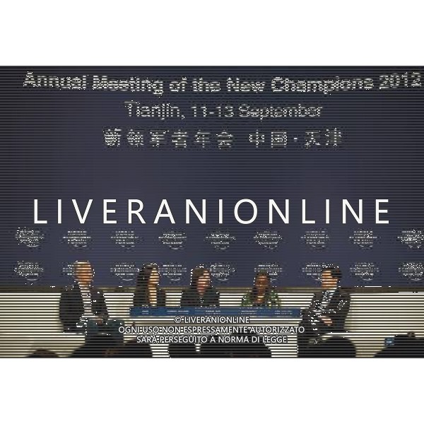 (120913) -- TIANJIN, Sept. 13, 2012 () -- Participants attend an interactive session titled \'The Future Is Now\' during the World Economic Forum Annual Meeting of the New Champions 2012 in Tianjin, north China, Sept. 13, 2012. (/Yue Yuewei) /PHOTOSHOT/AG ALDO LIVERANI SAS ITALY ONLY -