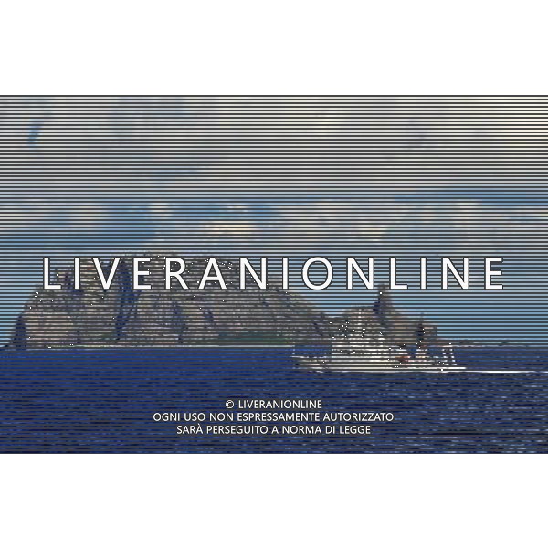 (120914) -- HAIJIAN 50, Sept. 14, 2012 () -- China\'s surveillance ship \'Haijian 27\' arrives at waters around the Diaoyu Islands, Sept. 14, 2012. Two Chinese surveillance ship fleets have arrived at waters around the Diaoyu Islands and its affiliated islets Friday morning and started patrol and law enforcement there. It is the first time for Chinese surveillance ships to patrol there after the Chinese government announced on Monday the base points and baselines of the territorial waters of the Diaoyu Islands and their affiliated islets, as well as the names and coordinates of 17 base points. These law enforcement and patrol activities are aimed to demonstrate China\'s jurisdiction over the Diaoyu Islands and its affiliated islets and ensure the country\'s maritime interests, according to a government statement. (/Zhang Jiansong) (ry) ©photoshot/Agenzia Aldo Liverani Sas - ITALY ONLY - Due navi della flotta di sorveglianza nelle acque intorno alle isole Diaoyu per pattugliare le acque territoriali finalizzate a dimostrare la giurisdizione della Cina