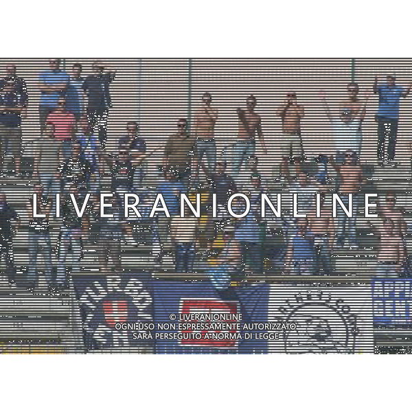 BERGAMO 16 SETTEMBRE 2012,SINGOLI GIOCATORI CALCIO COMO, NELLA FOTO TIFOSI COMO ,ph.moro/ALDO LIVERANI