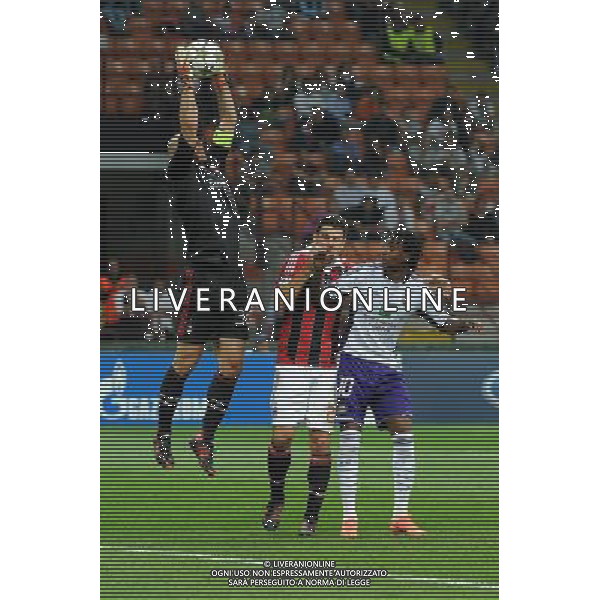 UEFA Champions League - 1Á giornata fase a gironi Gruppo C Milano 18-09-2012 Milan - Anderlecht nella foto: Abbiati in presa alta foto Roberto Garavaglia - ag. Aldo Liverani sas
